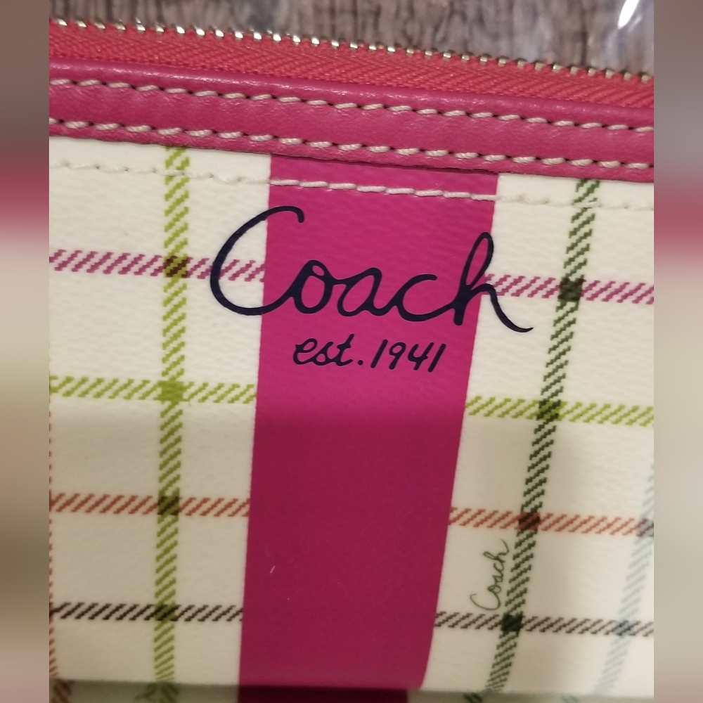 COACH Vintage Tattersall Heritage Plaid Full Zip Wallet. LIKE NEW! - Picture 3 of 7